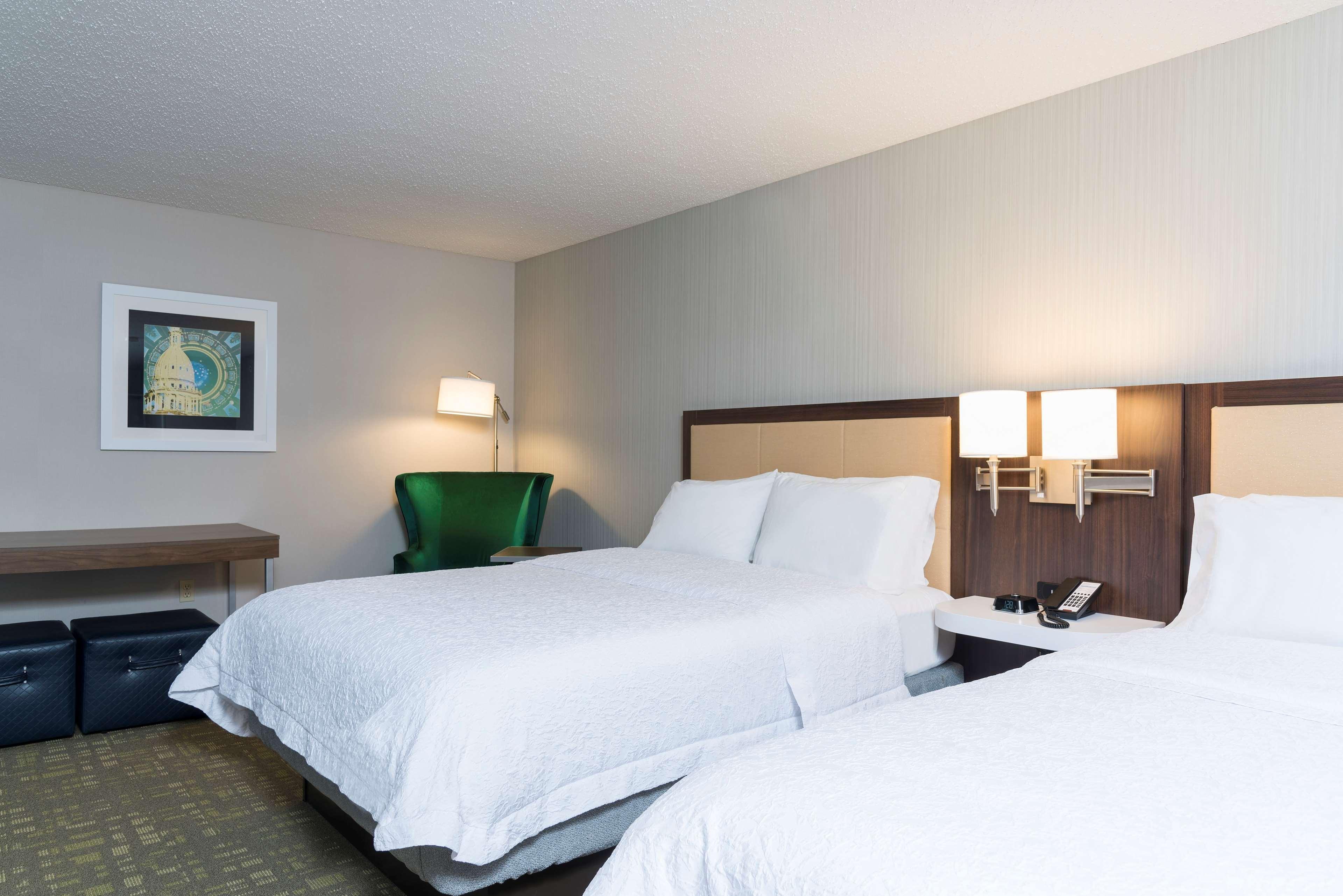 Hampton Inn & Suites East Lansing Okemos Zewnętrze zdjęcie