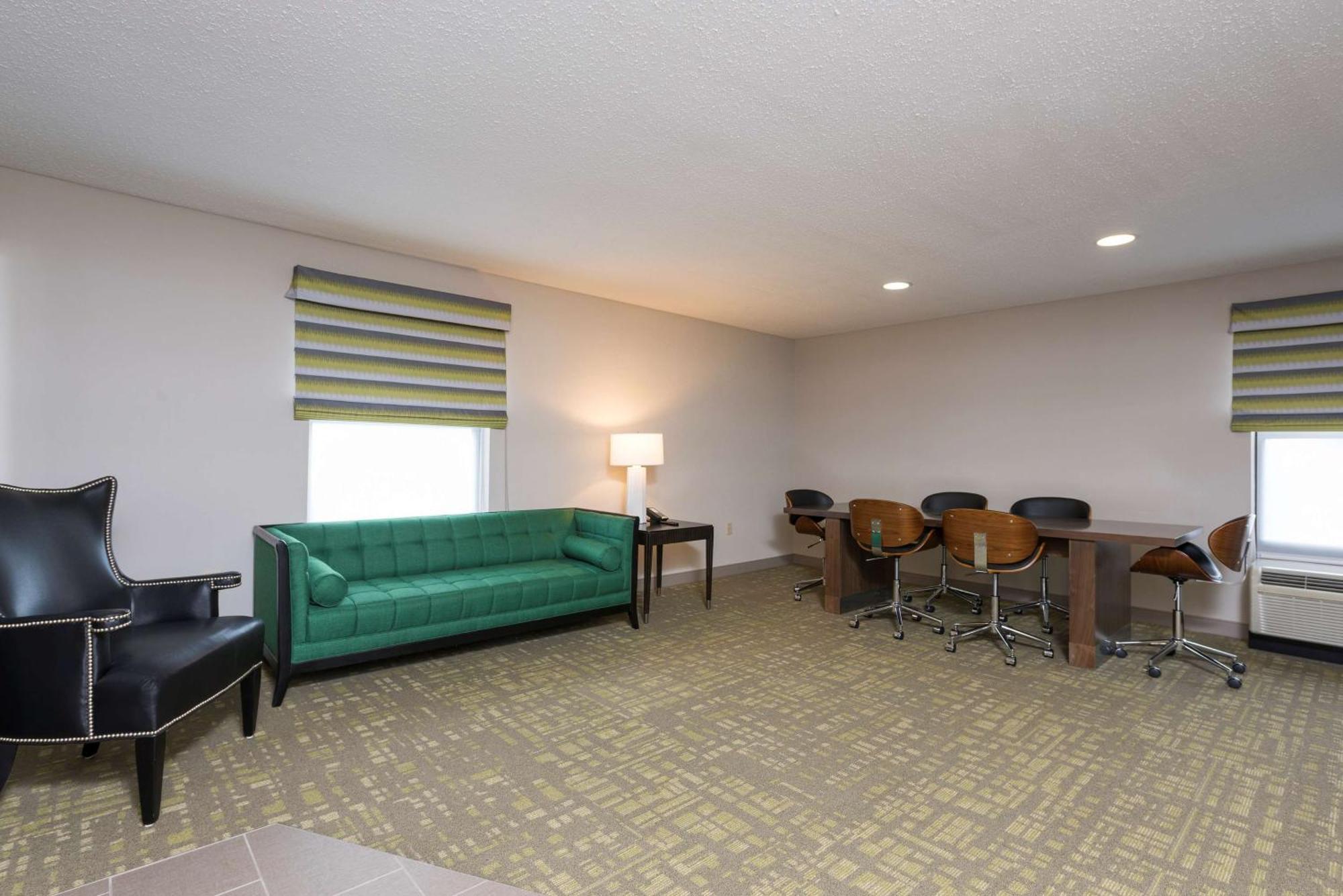 Hampton Inn & Suites East Lansing Okemos Zewnętrze zdjęcie