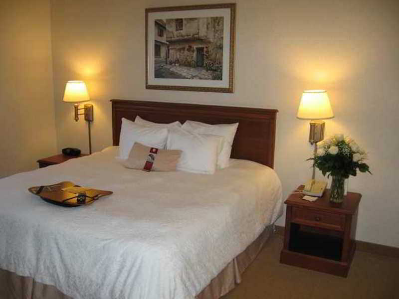 Hampton Inn & Suites East Lansing Okemos Zewnętrze zdjęcie